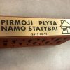 pirmoji-plyta-namo-statybai-vesyuviu-dovana-vokelis