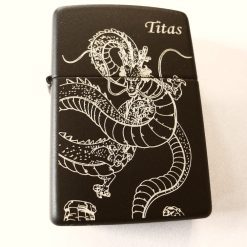 Lazeriu graviruotas metalinis ZIPPO žiebtuvėlis su drakonu