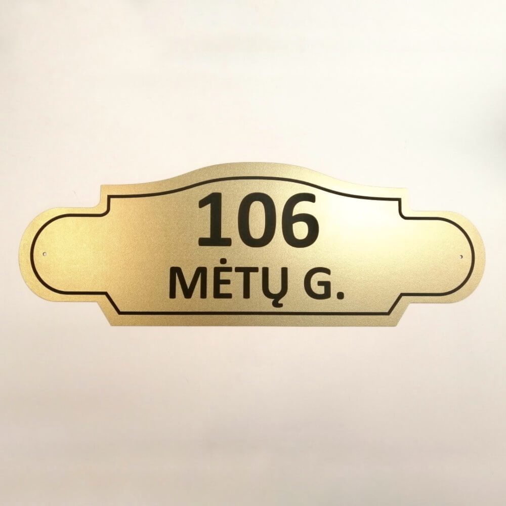 Aukso spalvos adreso lentelė „Mėtų g. 106“.