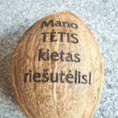 Graviruotas kokoso riešutas su dekoratyviniu užrašu