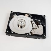 Lazeriu graviruotas metalinis HDD diskas