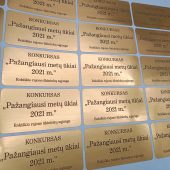 Auksinės spalvos metalizuoti lipdukai