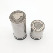 Giluminiu būdu lazeriu graviruoti metaliniai puansonai