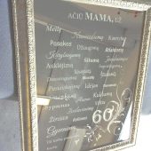 Veidrodis su išgraviruota padėka mamai